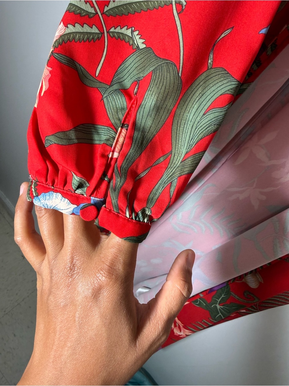 H&M Tropical Red Floral Midi True Wrap Dress Long Sleeves Women’s Size 6 - Picture 14 of 16